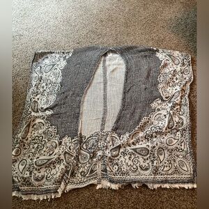 Black and White Paisley Kimono